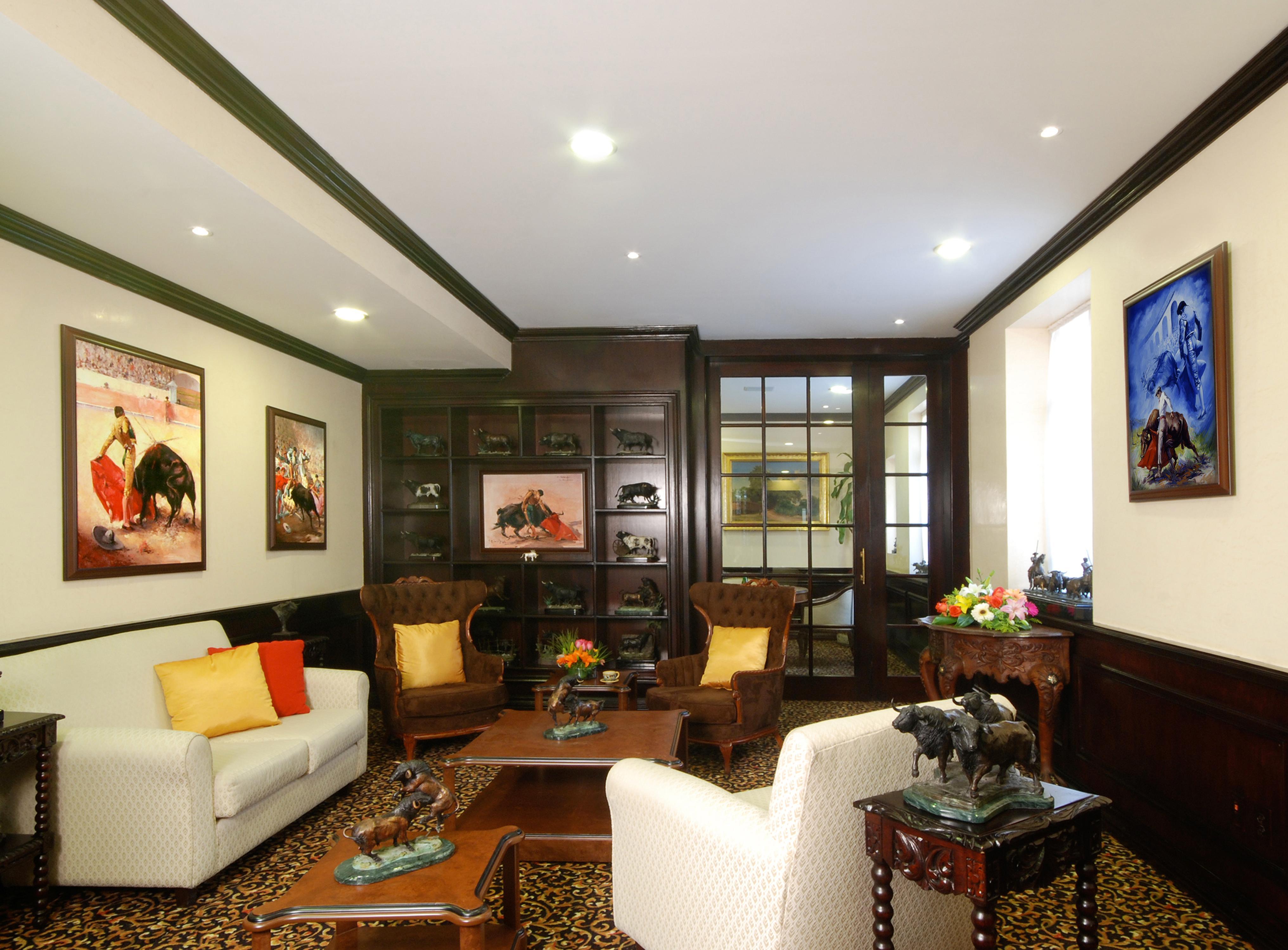 Hotel Geneve CD de Mexico Buitenkant foto The living room of the Governor's Suite